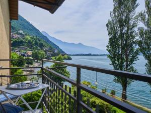 Apartment Punto Lago by Interhome