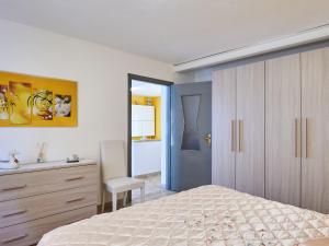 Apartment Casa del Pergulin - LMZ325 by Interhome