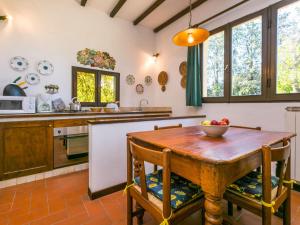 Holiday Home Bardeggiano - Caterina 8 - COL243 by Interhome