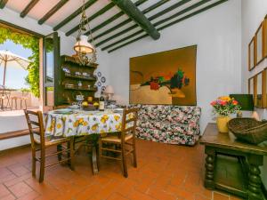 Apartment Bardeggiano - Caterina 1 by Interhome