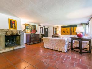 Apartment Bardeggiano - Caterina 2 - COL245 by Interhome