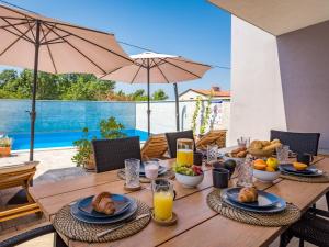 Holiday Home Villa Leonardo by Interhome