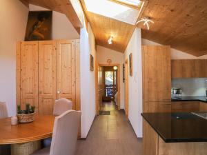 Apartment Les Savolaires 4 by Interhome