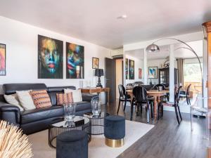 Apartment Les Patios-7 by Interhome