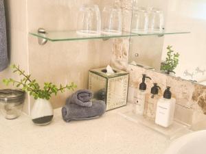 No 4 Boutique Beach House