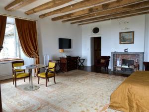 B&B / Chambres d'hotes Chateau du Puech : photos des chambres