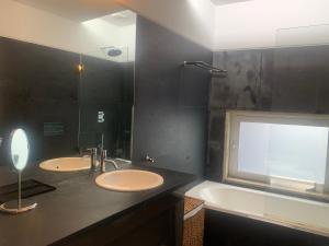 Villa do Val Seixas - Piscina Privada