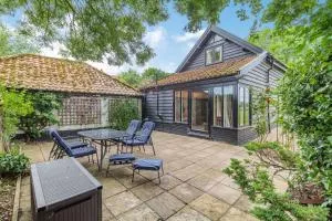 Ducksfoot Barn - Pulham