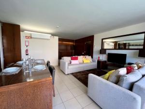 Albufeira Salgados Premium 1 With Pool by Homing