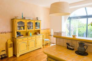 Maisons de vacances Treffiagat - Grande maison pour 9 - Jardin : photos des chambres