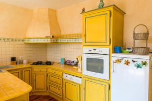 Maisons de vacances Treffiagat - Grande maison pour 9 - Jardin : photos des chambres