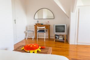 Maisons de vacances Treffiagat - Grande maison pour 9 - Jardin : photos des chambres
