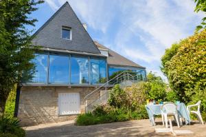 Maisons de vacances Treffiagat - Grande maison pour 9 - Jardin : photos des chambres