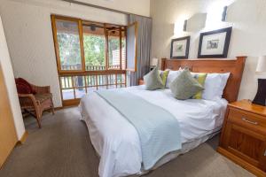 Legend Safaris 257A - in Kruger Park Lodge