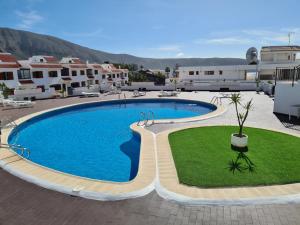 Sea view Apartment, Los Cristianos ,pool WIFI