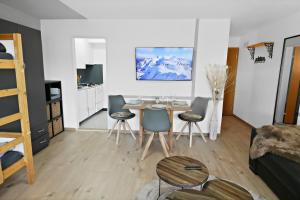 Nouveau studio avec vue imprenable sur la vallée