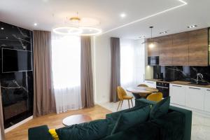 VIP Центр Львова Джакузі Камін Площа ринок