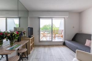 Appartements Studio mignon avec terrasse quartier du golf : photos des chambres