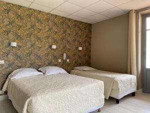 Hotels Hotel La Vigneraie : photos des chambres