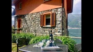 Luxury Lakefront Maisonette
