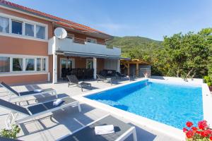 Villa Ivano with sea&mountain view
