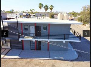 NEW 2 BEDROOM LUXURY APARTMENT -GREAT LOCATION -MODERN