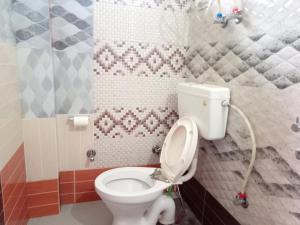 Non Stop Cafe Hostel & Stay