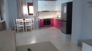 Lovely 1-bedroom rental unit with free parking on premises