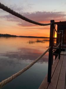 "A" Domki na wodzie Barczewko 1 z 4 domków