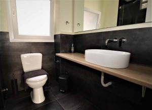 Central urban studio B