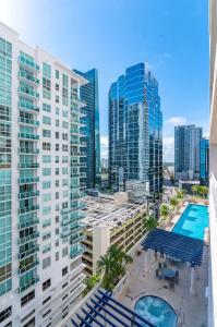 1807- Gorgeous 2 bedroom heart of brickell free parking
