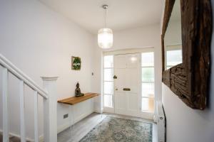 Spacious Low Fell House
