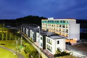 SN Hotel Daecheon - Kunŏp