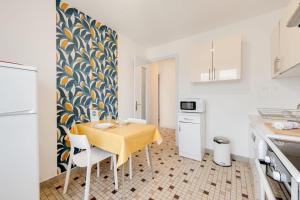 Maisons de vacances Les Cloches - Charmant T2 proche du Lac : photos des chambres