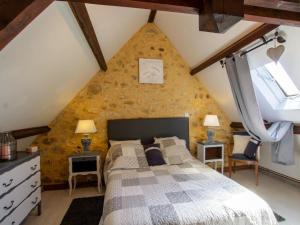 Maisons de vacances Gite Saint-Julien-de-Lampon, 2 pieces, 2 personnes - FR-1-616-36 : photos des chambres