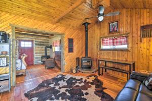 Remote Escape Clark Home with Incredible View