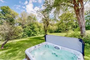 Town Farm Retreat - Weston