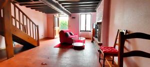 Maison accueillante à Saint-Amand-en-Puisaye avec jardin