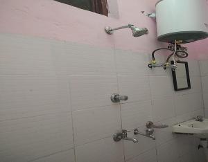 Ashish Bed & Breakfast by StayApart