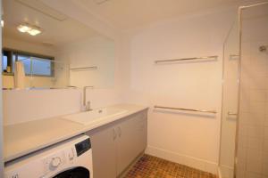 Snowy Saga 1 46 Gippsland Street