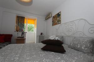 Piata Resita Host