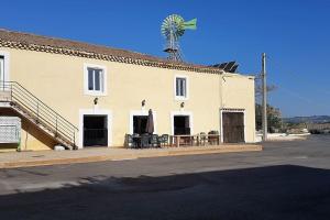 Maisons de vacances Grande maison familiale avec piscine couverte : photos des chambres