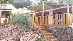 Maisons de vacances Le Mas des Bois : Maison 2 Chambres