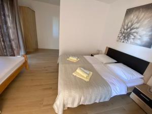 Apartments Iva