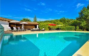 Beautiful home in La Roque sur Cze with Outdoor swimming pool and 2 Bedrooms