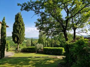 Villa Calcina, Beautiful Tuscan Farmhouse