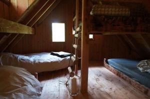 Chalets Cabanes des Volcans : photos des chambres