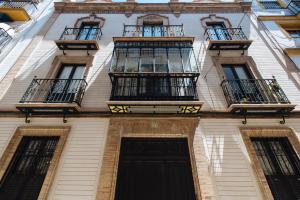 Magno Apartments Azafrán