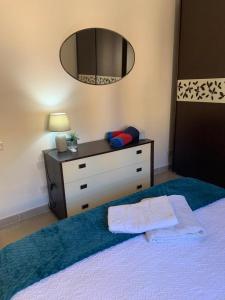 Poolside Luxury Apartment with Patio 11A3S