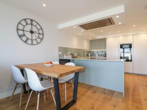 Fistral Watch